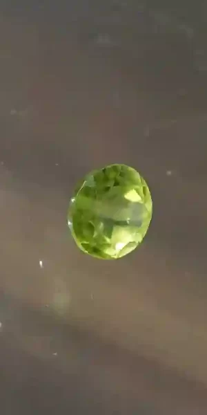 Peridot benefits for Leo