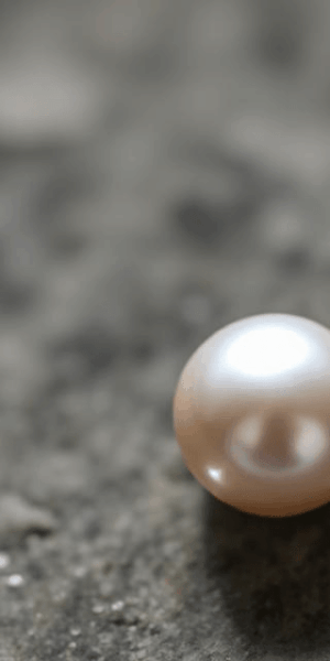 Pearl stone benefits